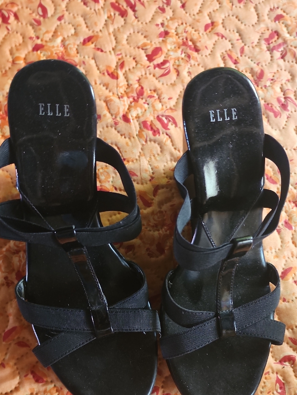 ELLE Black Strappy Patent T-strap Women's Heels